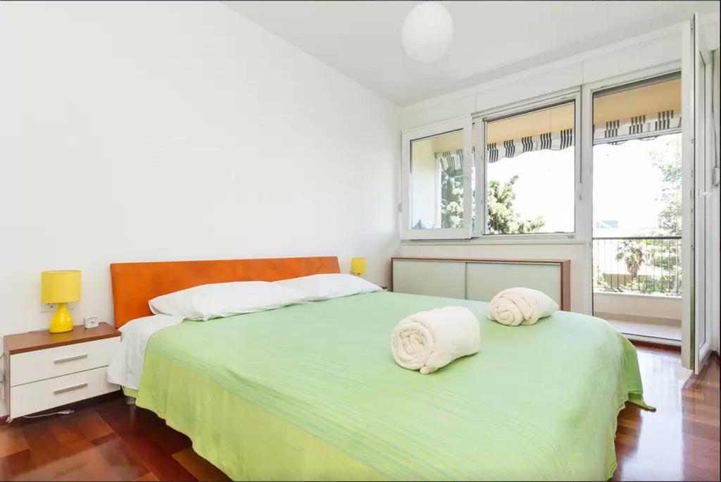 Apartment Put Meja Split Bagian luar foto